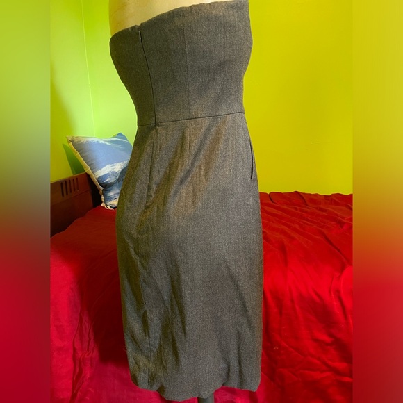 Club Monaco strapless lined grey wool dress Size 6  with side slit pockets - Picture 9 of 9